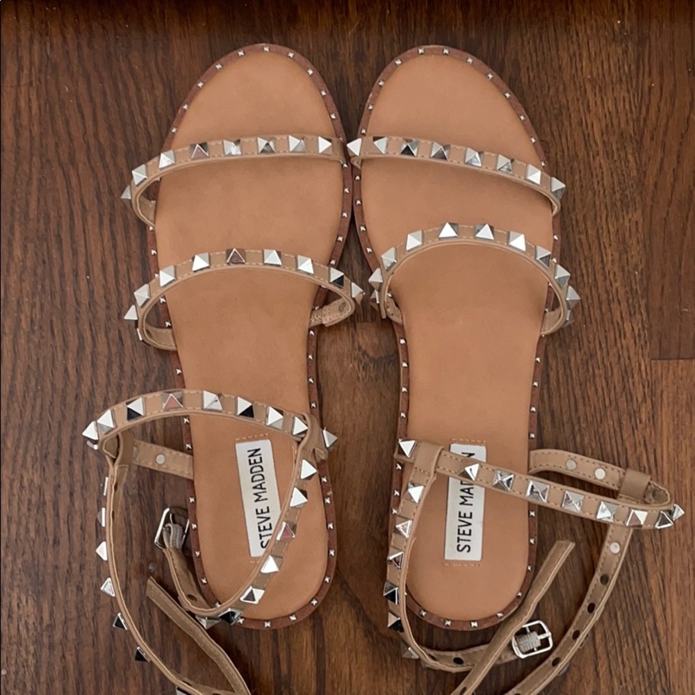 Steve Madden Travel Sandal